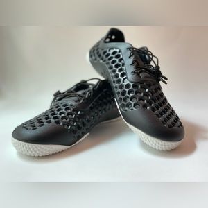 Men’s Vivobarefoot Ultra 3 Bloom Size 40/9